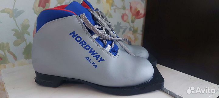 Ботинки для беговых лыж детские Nordway Alta 75 mm