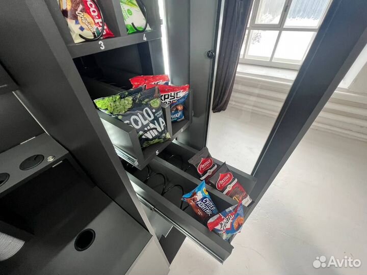 Кофейная точка с снековым аппаратом в наборе