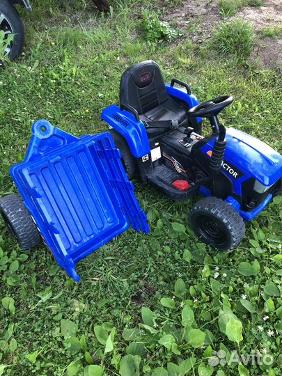 Детский электромобиль Синий трактор