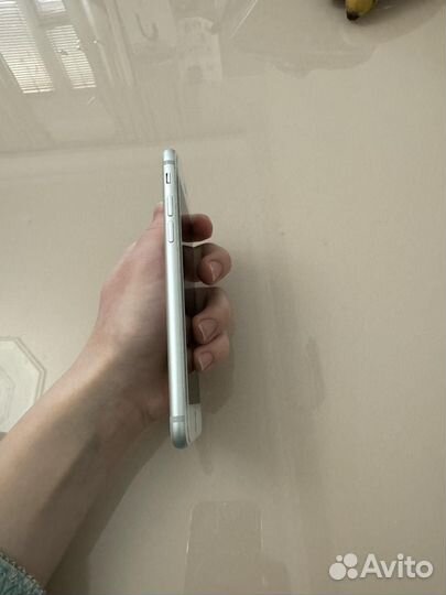 iPhone 7, 128 ГБ