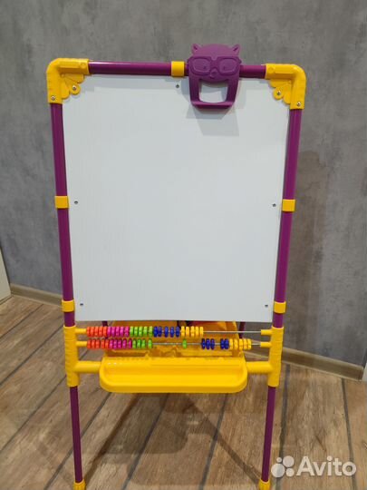 Мольберт Ника