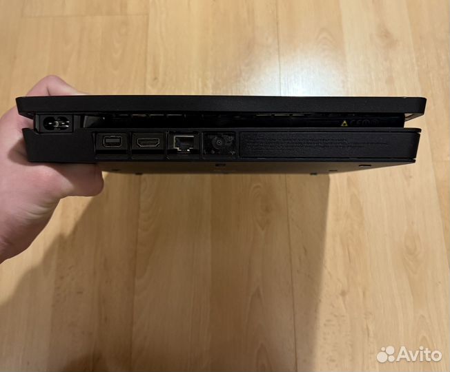 Sony playstation 4 slim 1tb без геймпадов