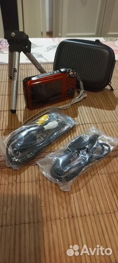 Компактный фотоаппарат