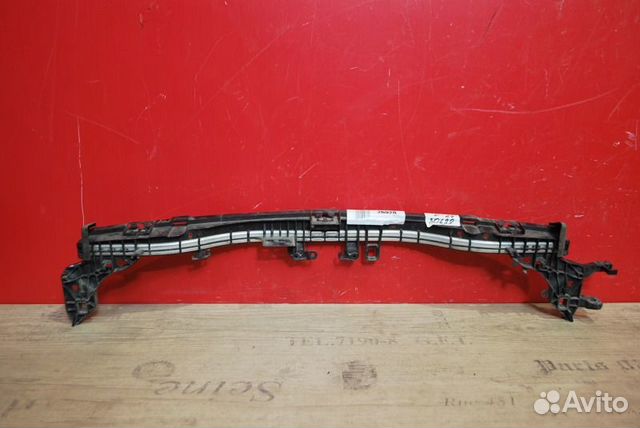 Панель передняя телевизор верх Mercedes E