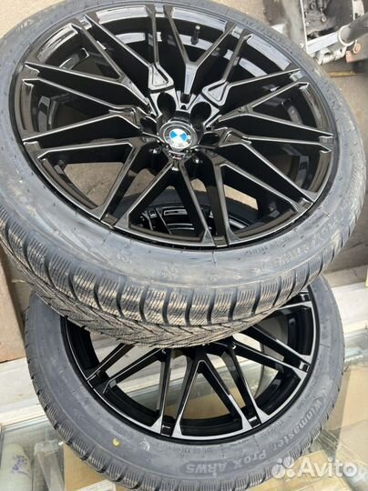 275/40+315/35R20 шины диски 599 на BMW E70 E71