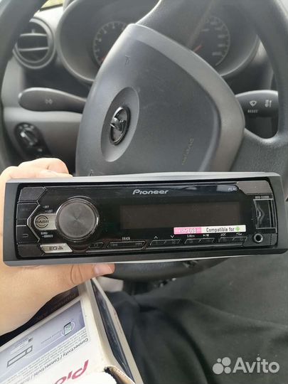 Pioneer MVH-S120UB