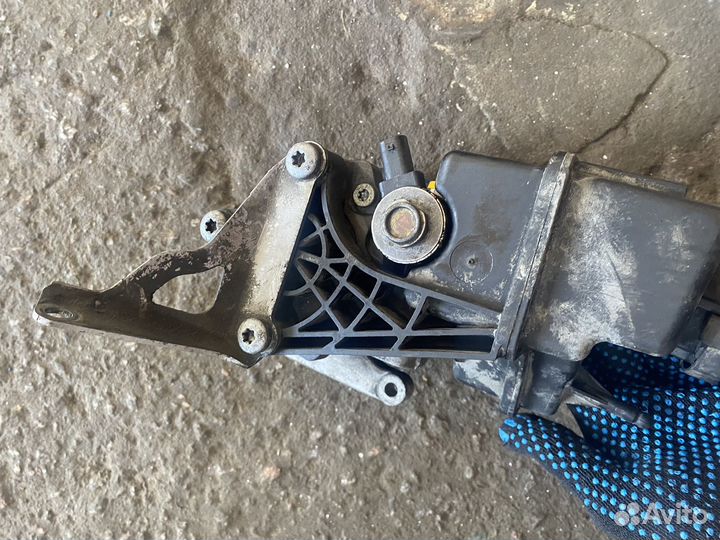 Насос гидроуслителя Мерседес Виано 639 Спринтер CD