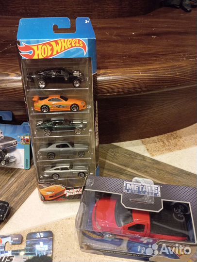 Сет Hot wheels и Jada 1/32