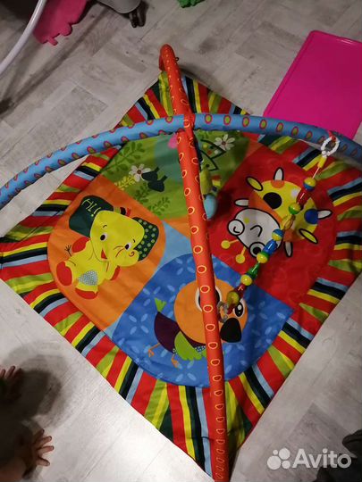 Развивающий коврик