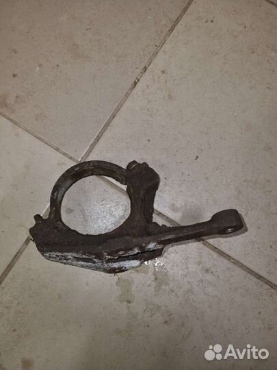 Форд фокус 2 кронштейн крепления привода
