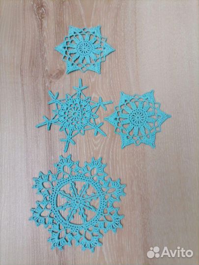 Снежинки крючком