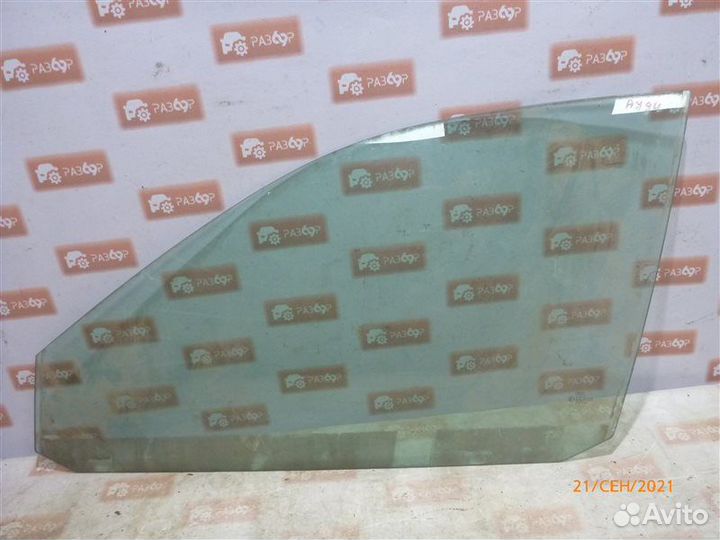 Стекло переднее левое Audi A4 B5 ADP 1996
