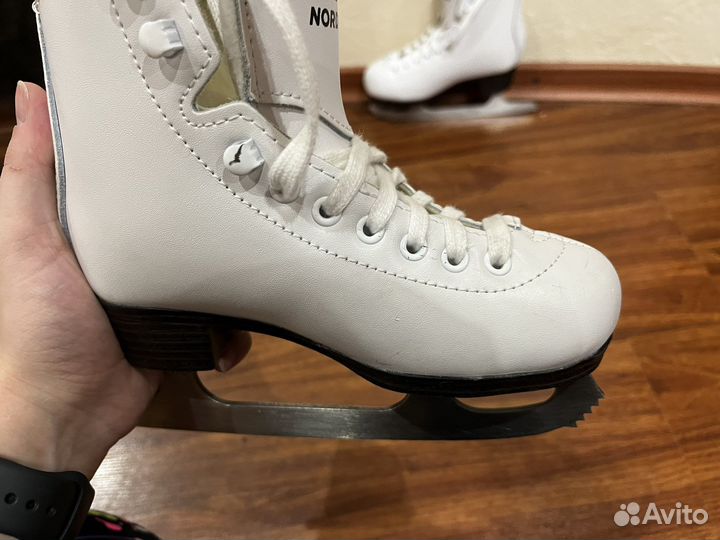 Коньки фигурные
