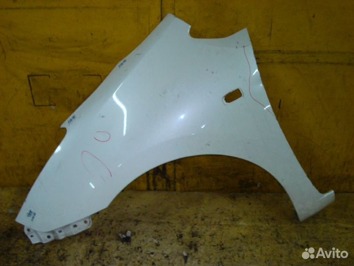 Крыло переднее Toyota Prius NHW20 (Левое)
