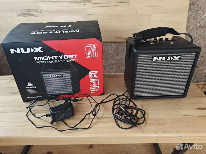 Гитарный комбоусилитель