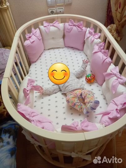 Кроватка овальная 7 в 1 с маятником