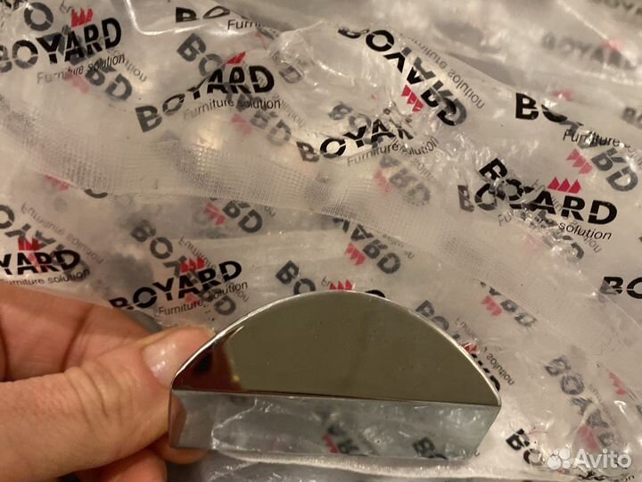 Мебельная ручка