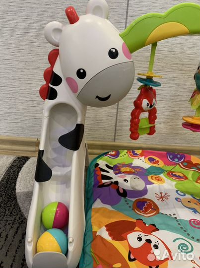 Игровой центр fisher price