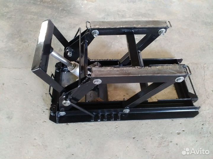 Мотоподъемник