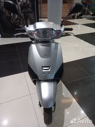 Скутер Honda Tact