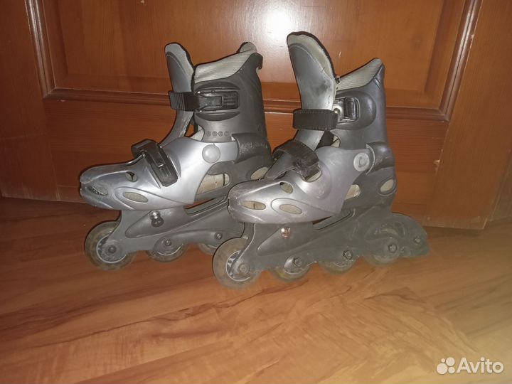 Коньки роликовые