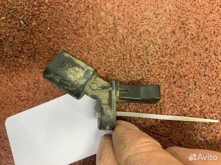 Датчик ABS задний левый Volkswagen Polo 6 MK6