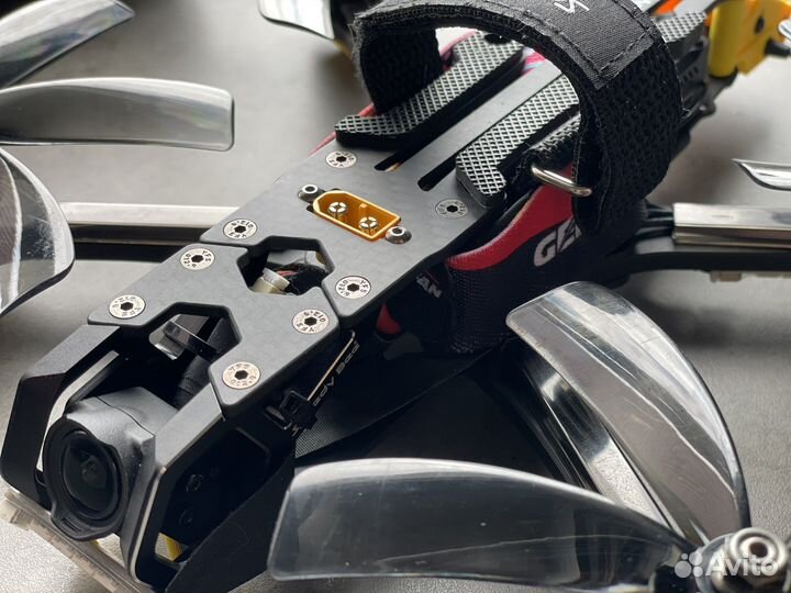 Квадрокоптер дрон SpeedyBee 5 HD с DJI O3 Air Unit