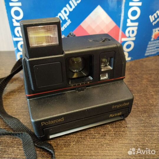 Фотоаппарат Polaroid impulse из 90-х