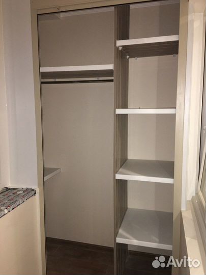 Шкаф с рольставнями на балкон на заказ