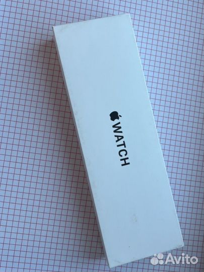 Apple Watch SE GPS 44mm Starlight Aluminium