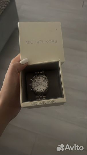 Часы женские michael kors