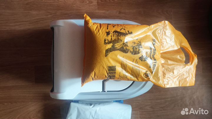 Кошачий лоток закрытый большой