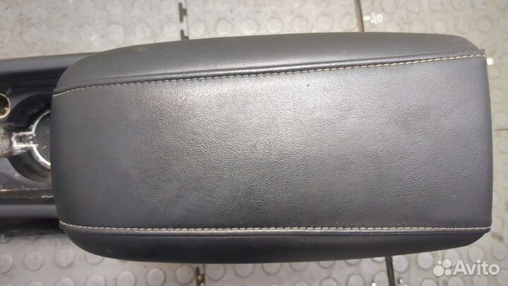 Консоль салона Volvo V40, 2014