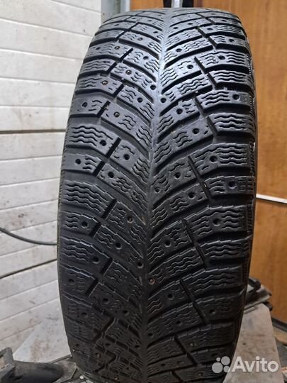 Michelin X-Ice North 4 215/60 R16 99T