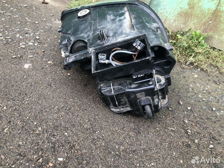 Porsche Cayenne 955 фара левая ксенон