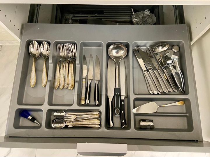 2-к. квартира, 80 м², 2/5 эт.