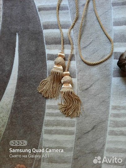 Шнур с кистями