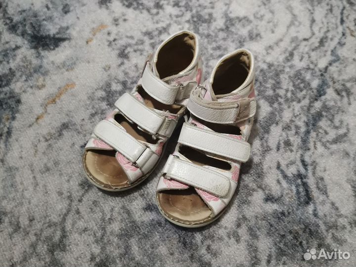 Сандалии 27 р-р