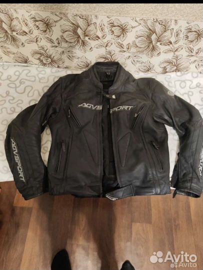 Мотокуртка кожаная мужская