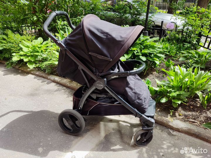 Коляска прогулочная peg perego book + аксессуары