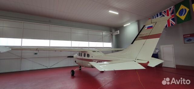 Самолет Cessna P210N