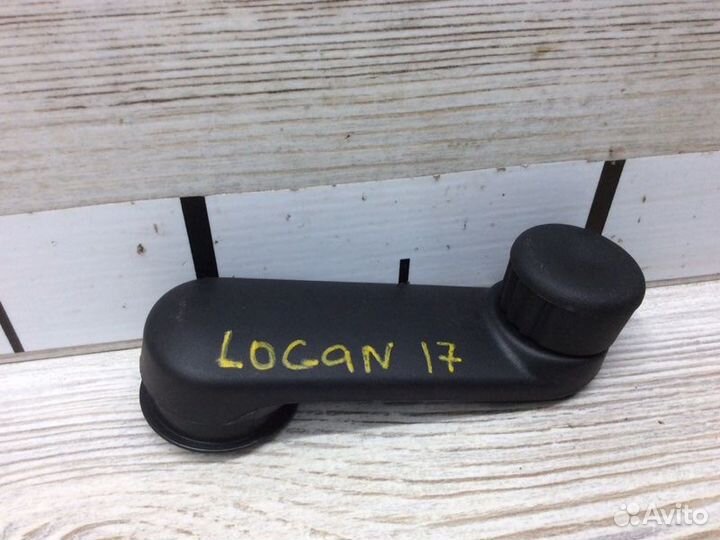 Ручка стеклоподъемника Renault Logan K7MA812 1