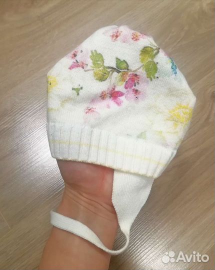 Шапка весенняя для девочки 1-3 года