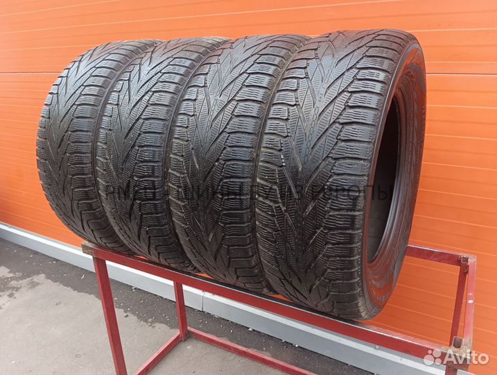 Nokian Tyres Hakkapeliitta R2 SUV 265/60 R18 114R