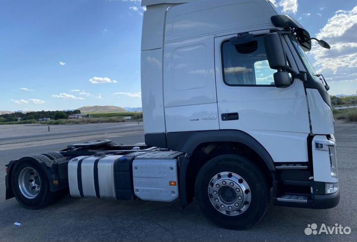 В разборке грузовик Volvo, FM с 2013