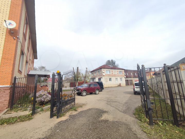 2-к. квартира, 62 м², 1/3 эт.