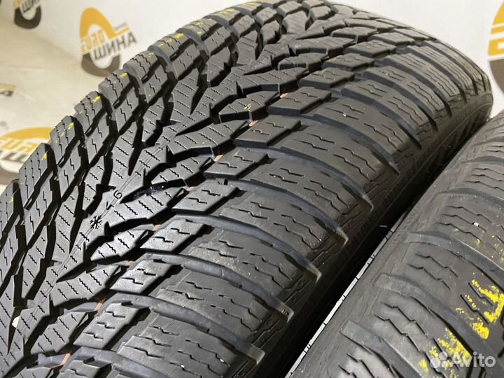 Nokian Tyres WR Snowproof 215/55 R17