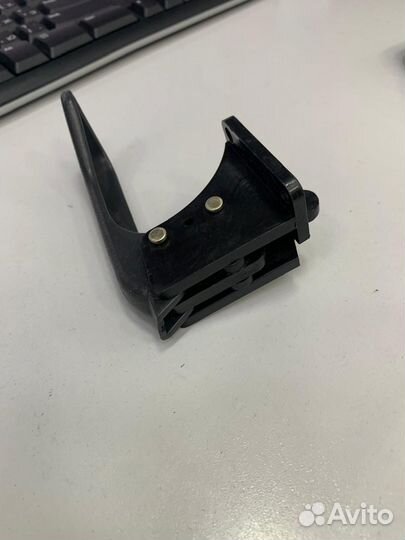 Ручка двери внутренняя ваз-2110-12 прав. 