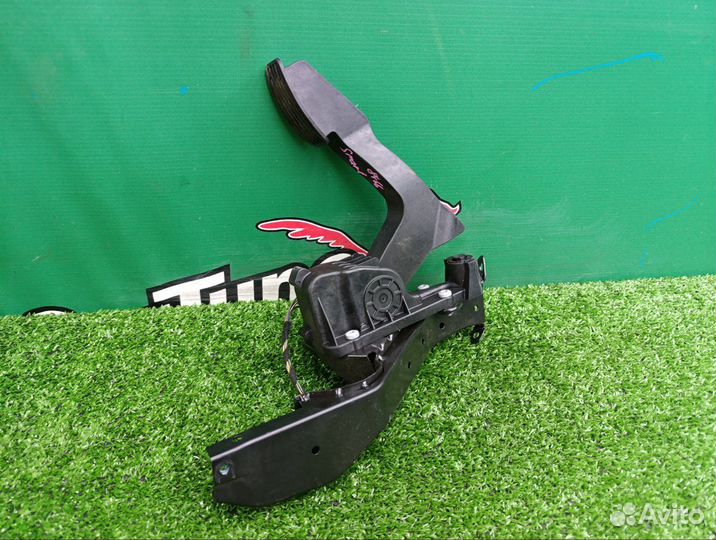 Педаль газа SMART Fortwo W451 M132.910 2010