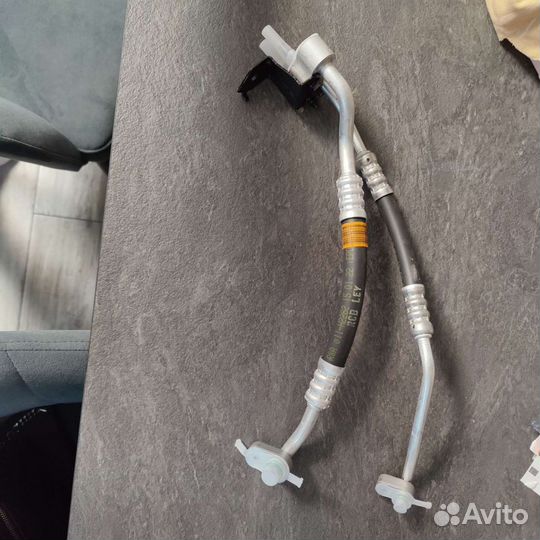 Трубка кондиционера Huyndai Santa Fe 3